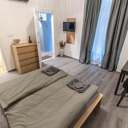 Apartment Design Downtown Budapest