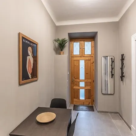 Design Downtown Apartman