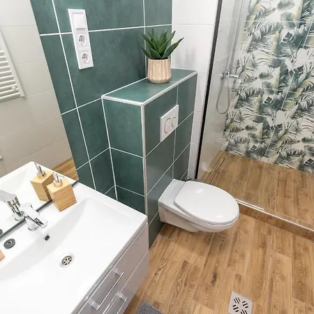 Design Downtown Апартаменты